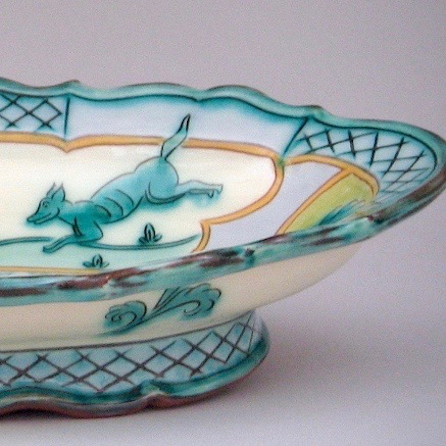 DISH WITH DOG AND RABBIT